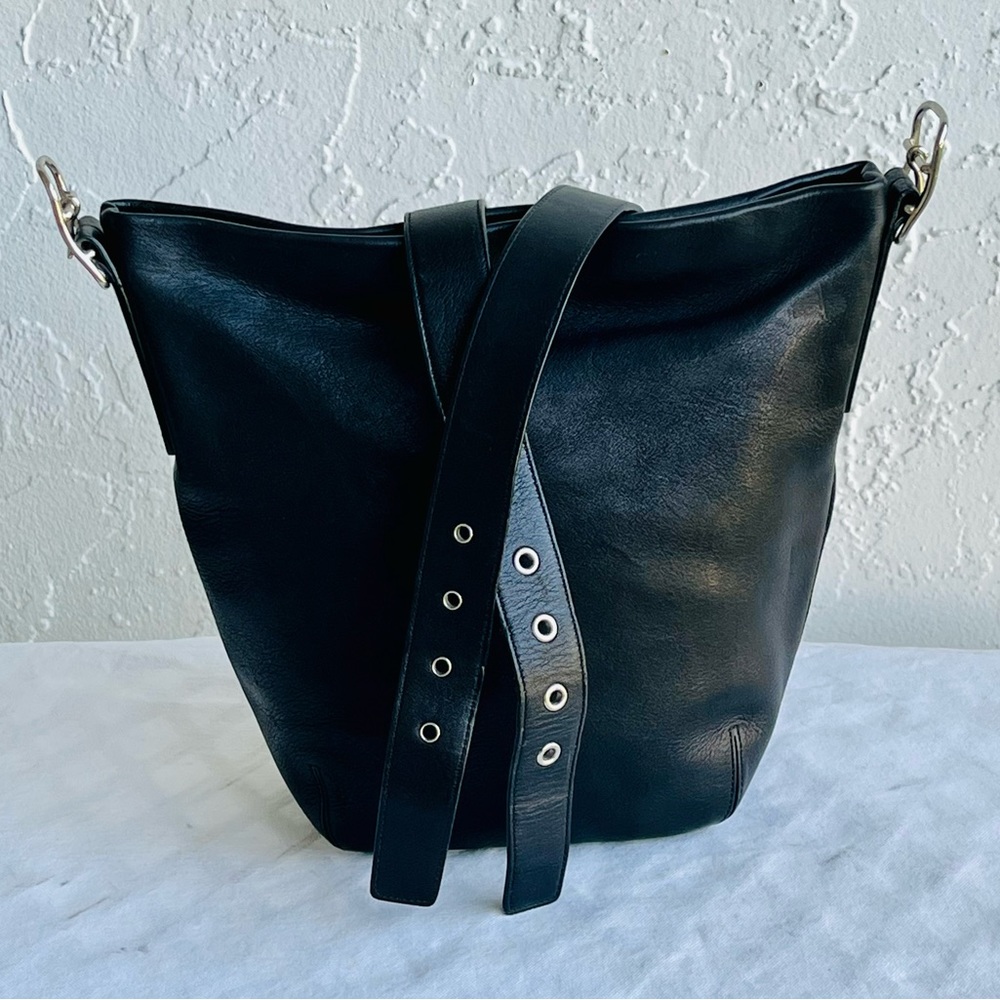 VINTAGE COACH BLACK DUFFLE SOHO LEGACY 9186 SHOULDER BAG - Picture 3 of 15